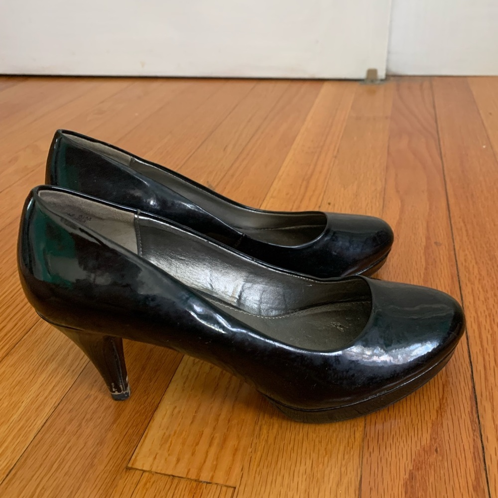 Black Bandolino 2” Heels